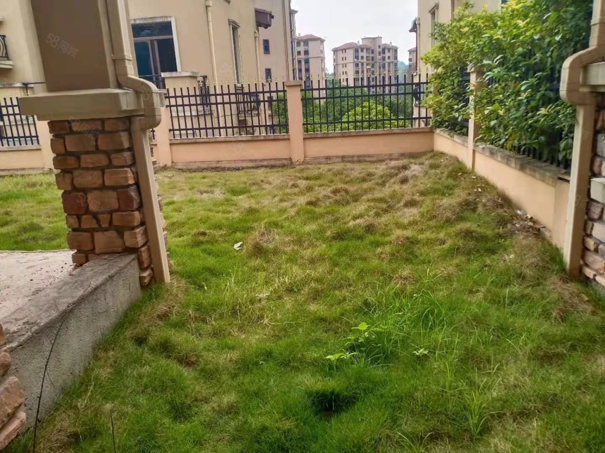 武夷山碧桂园6室1厅3卫360㎡北320万