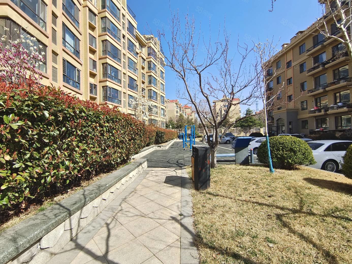 威高时光城实验威海一中贵和花园三期多层框架封闭小区