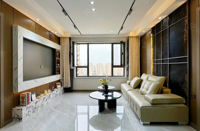 蓝色港湾(三期)2室2厅82.77㎡62.8万二手房图片