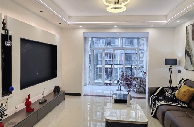 民族星城4室2厅124㎡51.8万二手房图片