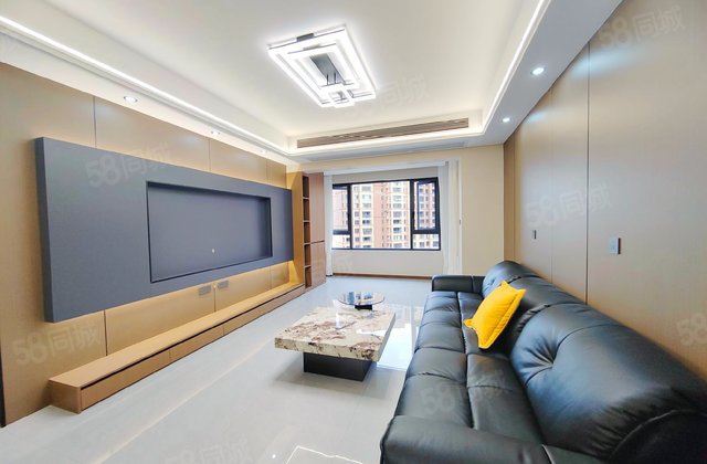 山水华府3室2厅114.1㎡76万二手房图片