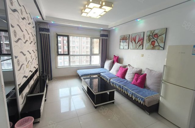 水岸花语新出三室。带车位，储藏室