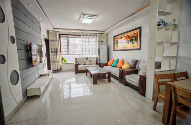 东昌湖周边畅博怡情湾 南北通透 房龄新 商品住宅三室两厅两卫