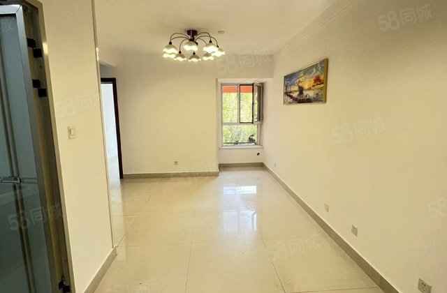 开发区振华附近精装两室出售，78平，仅售48万