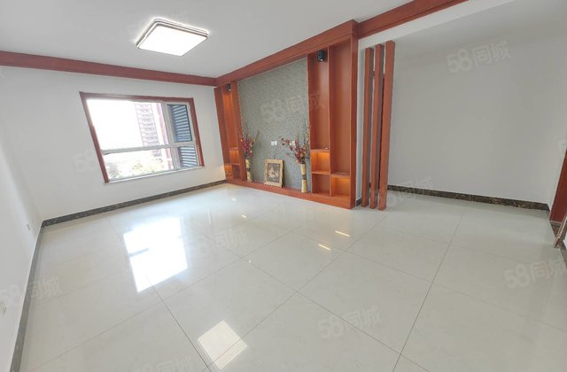 市民文化中心 精装修 双卫 7楼 商圈成熟 小区新 南北通透