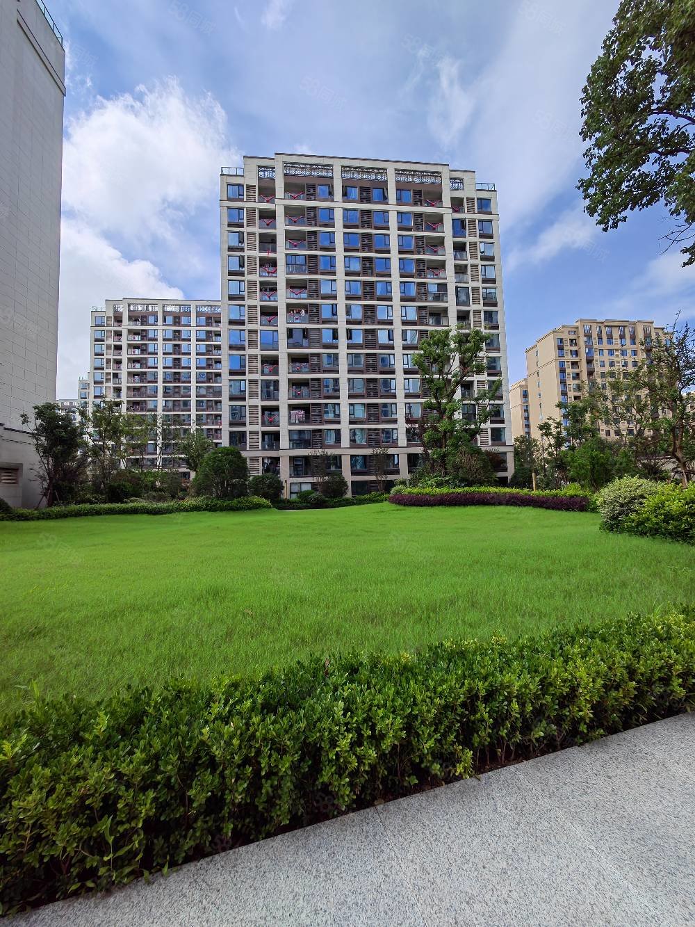 瓯江国际新城4室2厅2卫138.77㎡南北184万