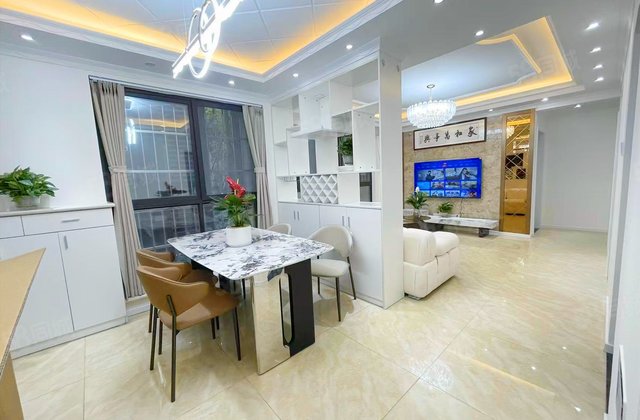 长虹和悦府3室2厅84.68㎡179万二手房图片