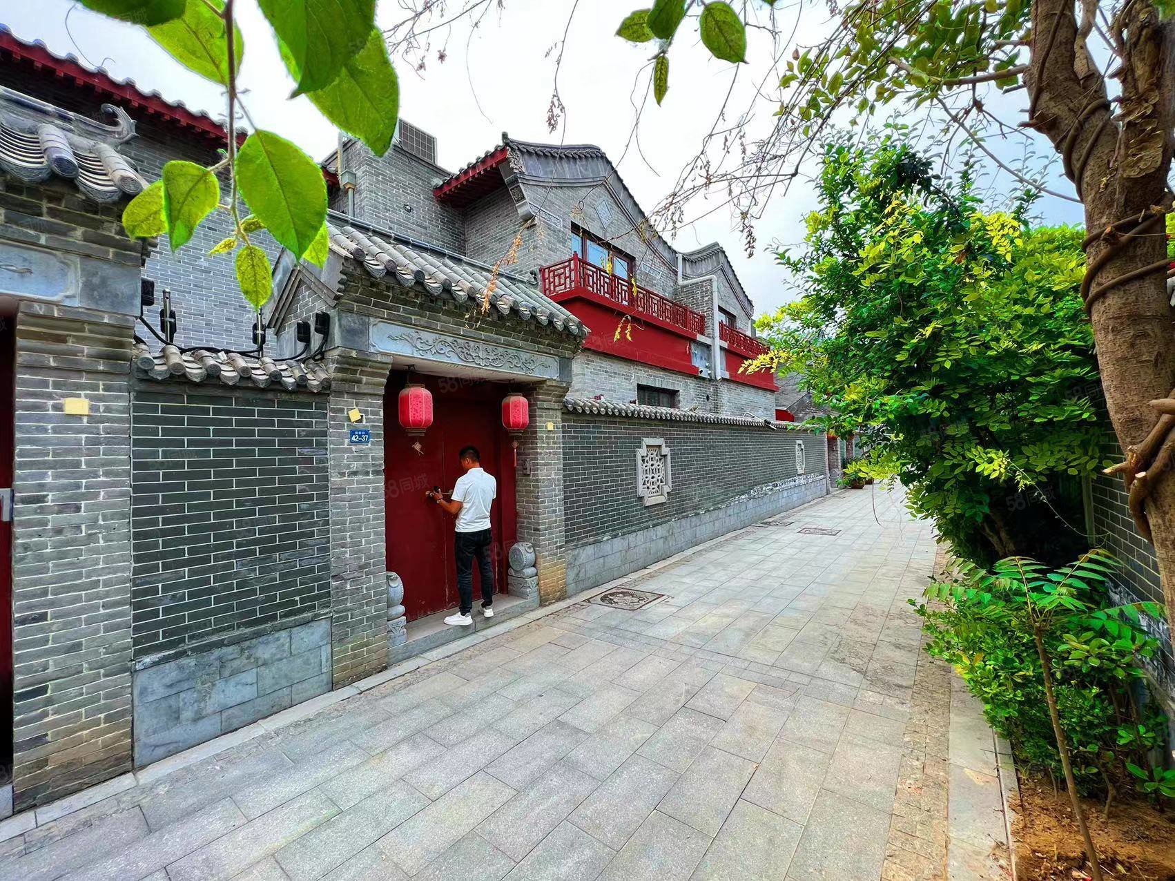 古楼 光岳府 联排别墅 精装修带前后院 诚意出售,光岳府-聊城58同城