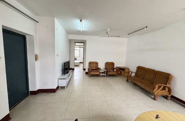 龙山花园 划文轩 好楼层 送储藏室！