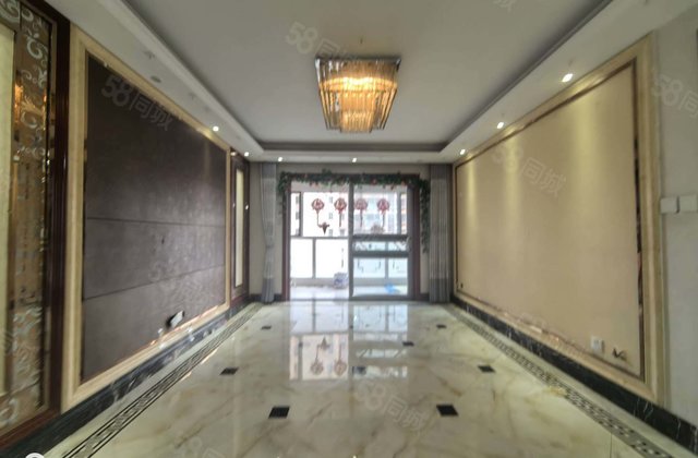 文轩本部龙湾精装3室随时看房