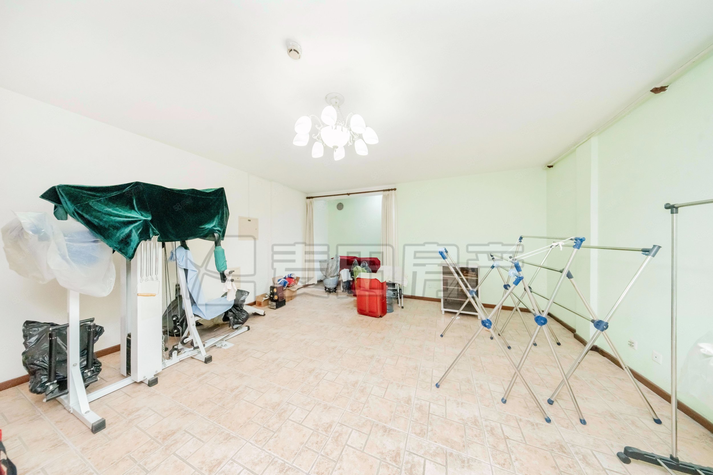 雪梨澳鄉(xiāng)(別墅)4室2廳3衛(wèi)185.04㎡南北1430萬