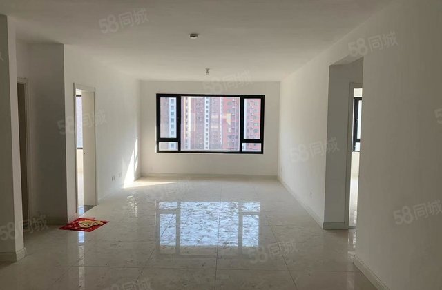 百合新城锦兰园 双卫格局 正南朝向 次新小区 中间楼层采光好