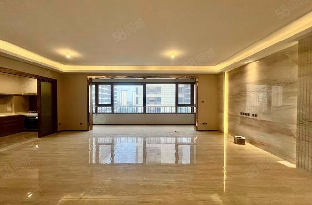 西山甲一号4室2厅185.11㎡830万二手房图片