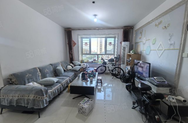 急售 利民路 金柱大学城三室东边户 好楼层 免大税 送储藏室