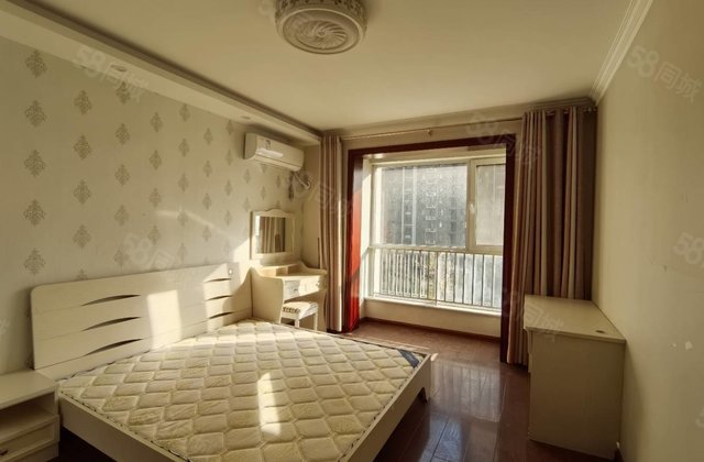 房 急售  位置三叶草户型 花园洋房 小区绿化好 方便看房