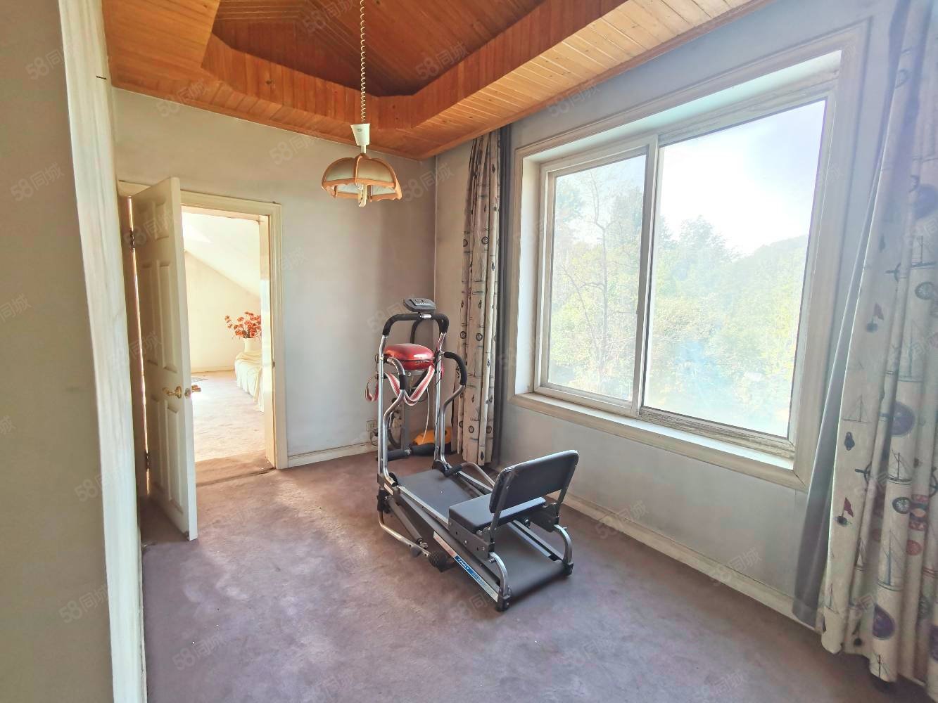 楓露皇苑8室3廳4衛(wèi)432.7㎡南北1600萬