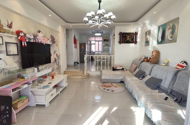 房！急售 送车库 中间楼层 三室两厅免大税 星光水晶城