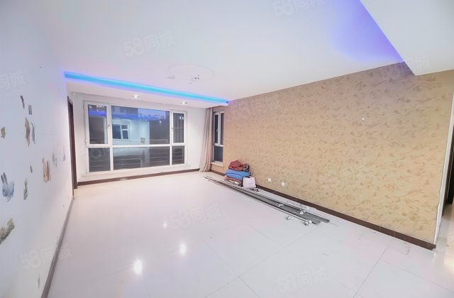 证大清华园4室2厅155㎡80万二手房图片