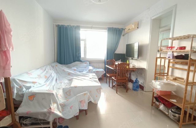 市医院 颐和园 一楼带院子 湖边 温馨二室 可停车