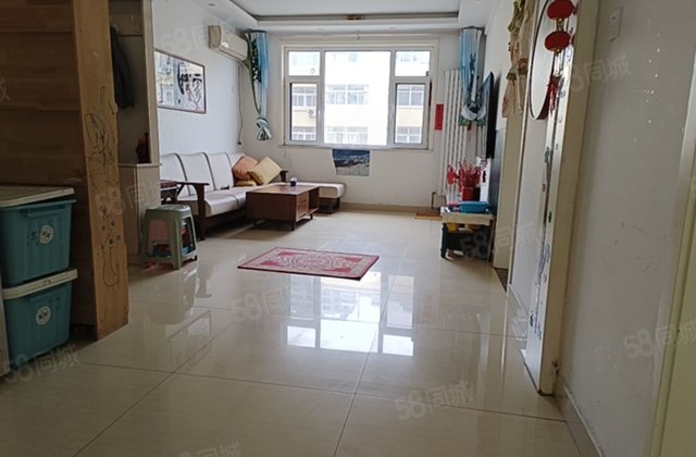 明星小区(一期)3室2厅1卫
诚心出售好楼层带地下室价格可谈