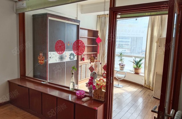 倚山里小区2室2厅112.74㎡59万二手房图片