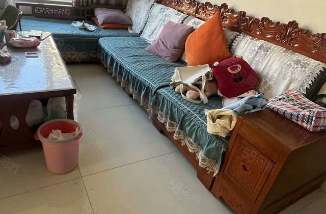 徒骇河旁 精装三室两卫东边户 送储藏室免大税