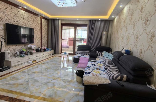 观澜一品 湖边孝心一楼带院带一楼下沉 七室经典全明户型双车位