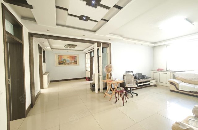 眼科医院 柳泉花园三楼 三室朝阳 已  电梯