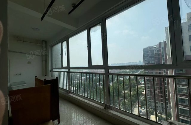 东昌湖边 电梯中层 好户型 畅博怡情湾昌润路湖西早市 观澜