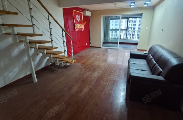 急售 当代国际上下复试 民水民电 双气 带车位  有钥匙