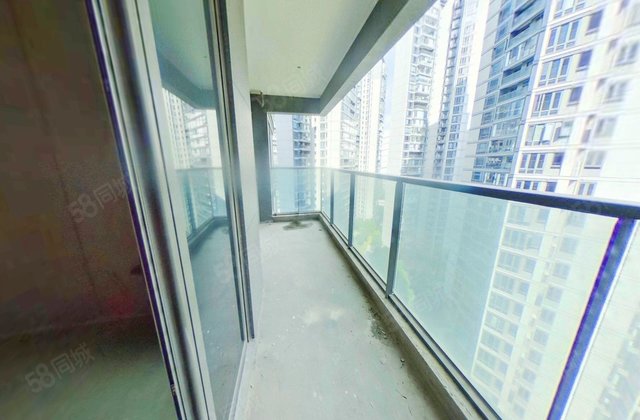 广州融创文旅城4室2厅143㎡300万二手房图片