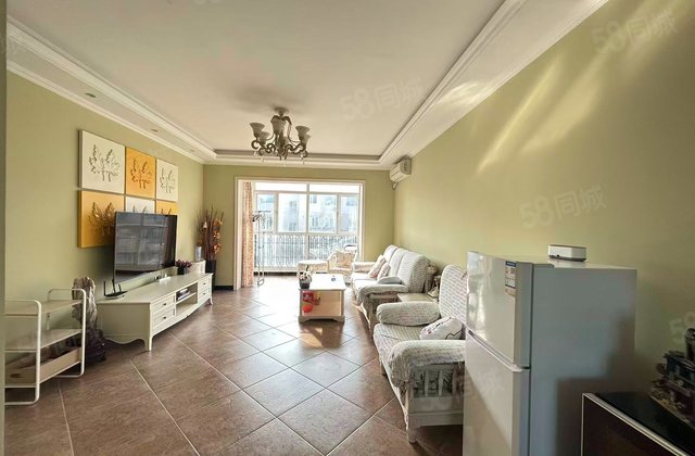 东方太阳城三期琴湖湾3室2厅133.2㎡260万二手房图片