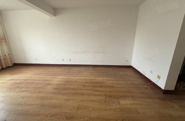 电梯中层！三室性价比前茅！近湖边免大税！怡情湾西湖馨苑望湖