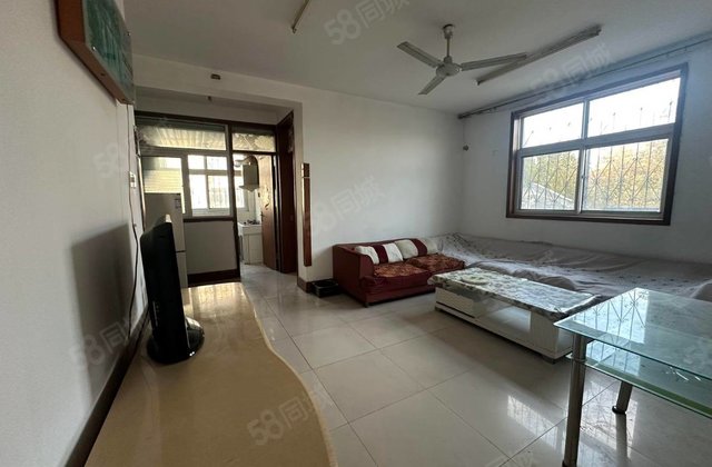 急售，阳光实验，三楼带平台，地暖，正规三室边户