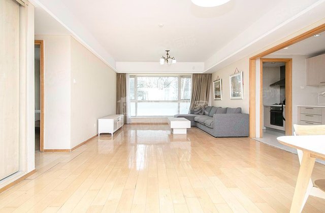 金地国际花园2室1厅133.66㎡1020万二手房图片