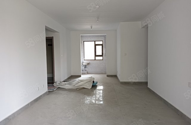 桂馨苑 带储藏室 方便老人 南北通透 随时看房！