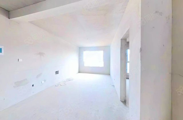 荣鼎康城(B区)3室2厅136.01㎡80万二手房图片