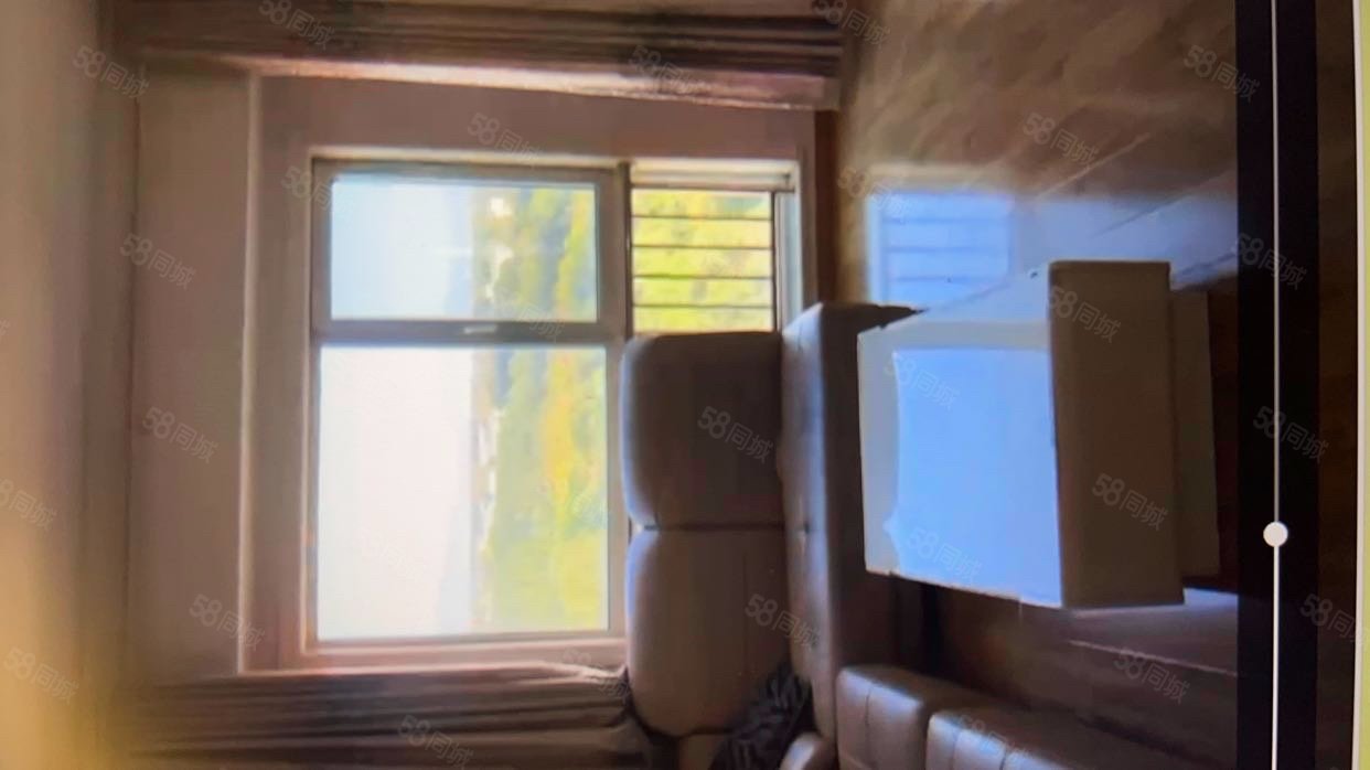 馬可匯2室1廳1衛(wèi)104.65㎡南北130萬