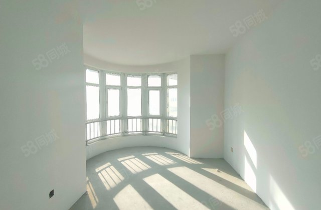 鸿盛凯旋门2室1厅93㎡39万二手房图片