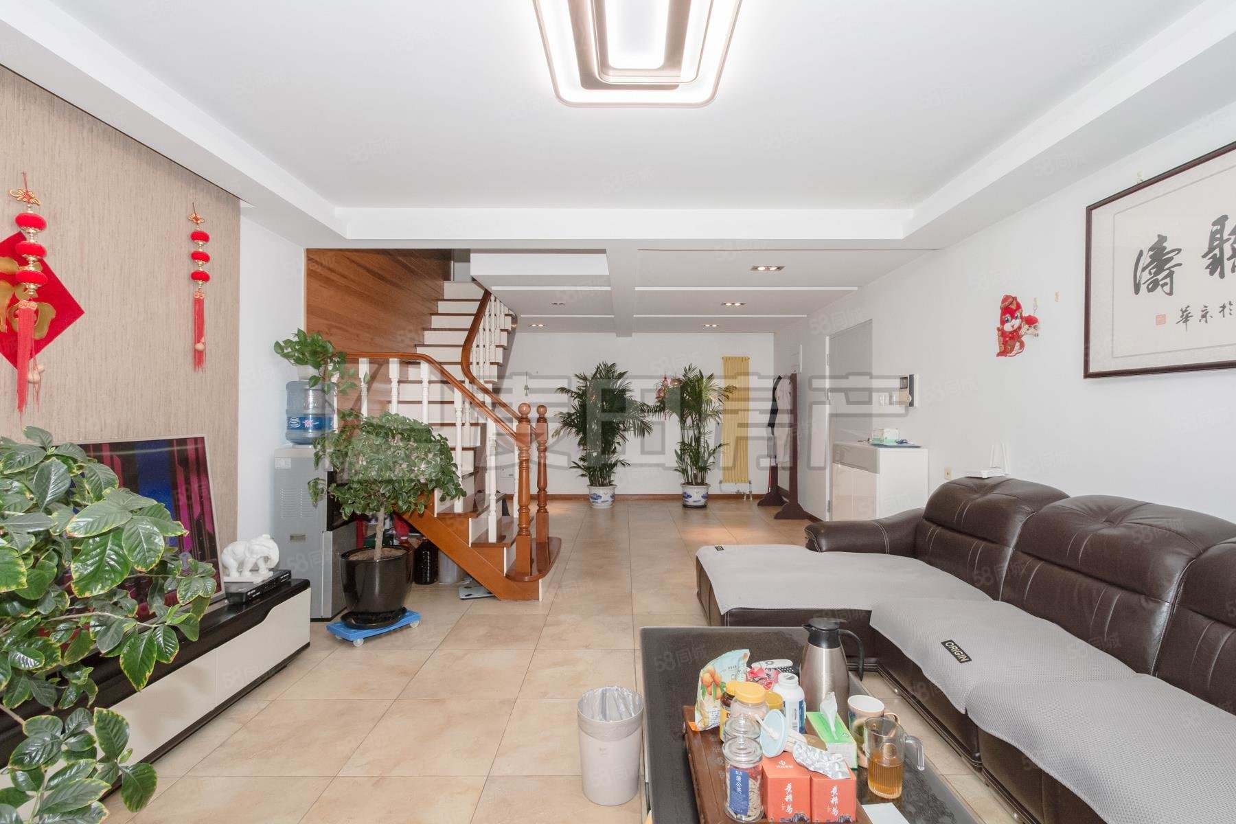 潤千秋佳苑6室3廳3衛(wèi)223㎡南北1650萬