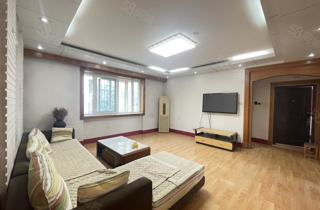 高新区 文轩 凤凰新城东区 中间楼层 三室朝阳