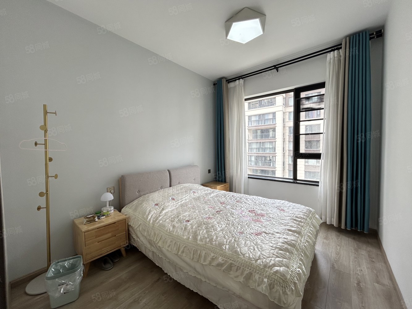 青华海park天玺5室2厅2卫168㎡南北121.6万