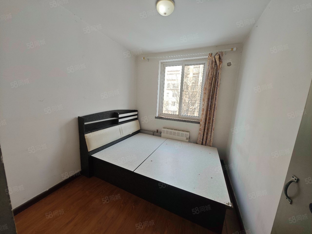 三嘉信苑2室1廳1衛(wèi)63㎡南北180萬(wàn)