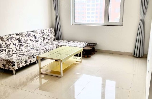 诚心出售 深圳路  对过先锋社区光岳壹号院带储藏室中间楼层