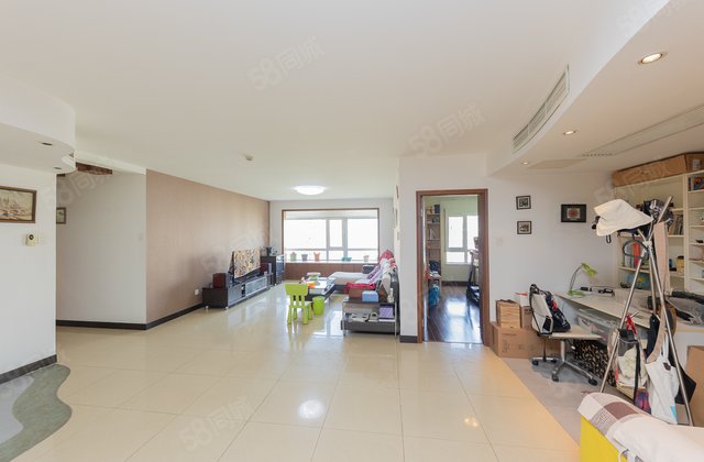 锋尚国际公寓4室2厅154.06㎡1680万二手房图片