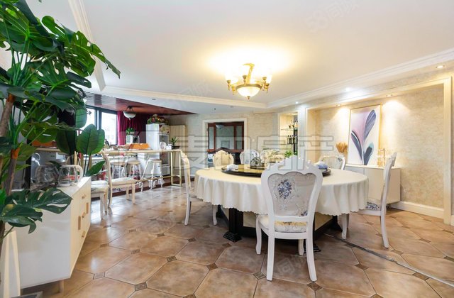 新世界太华公寓3室2厅232.26㎡1050万二手房图片