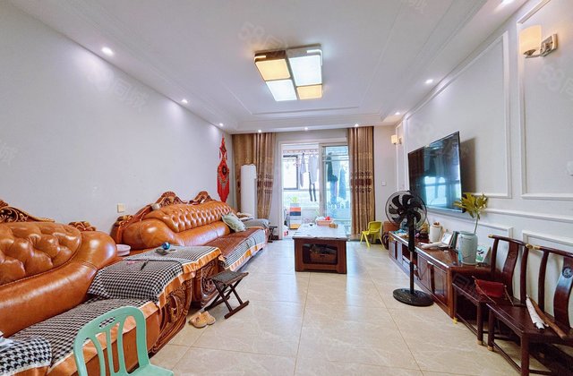 观澜一品(公寓住宅) 医疗配套成熟 南北通透 小三居 楼龄新