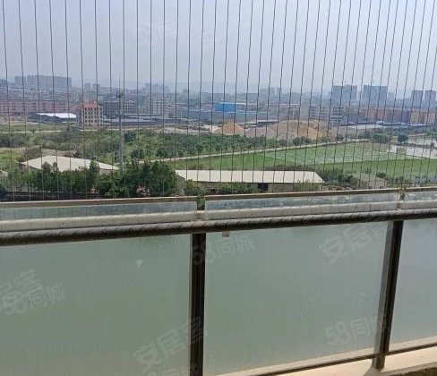 深房天悦湾4室2厅174.1㎡88万二手房图片