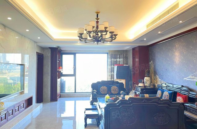 九颂山河5室2厅192㎡700万二手房图片