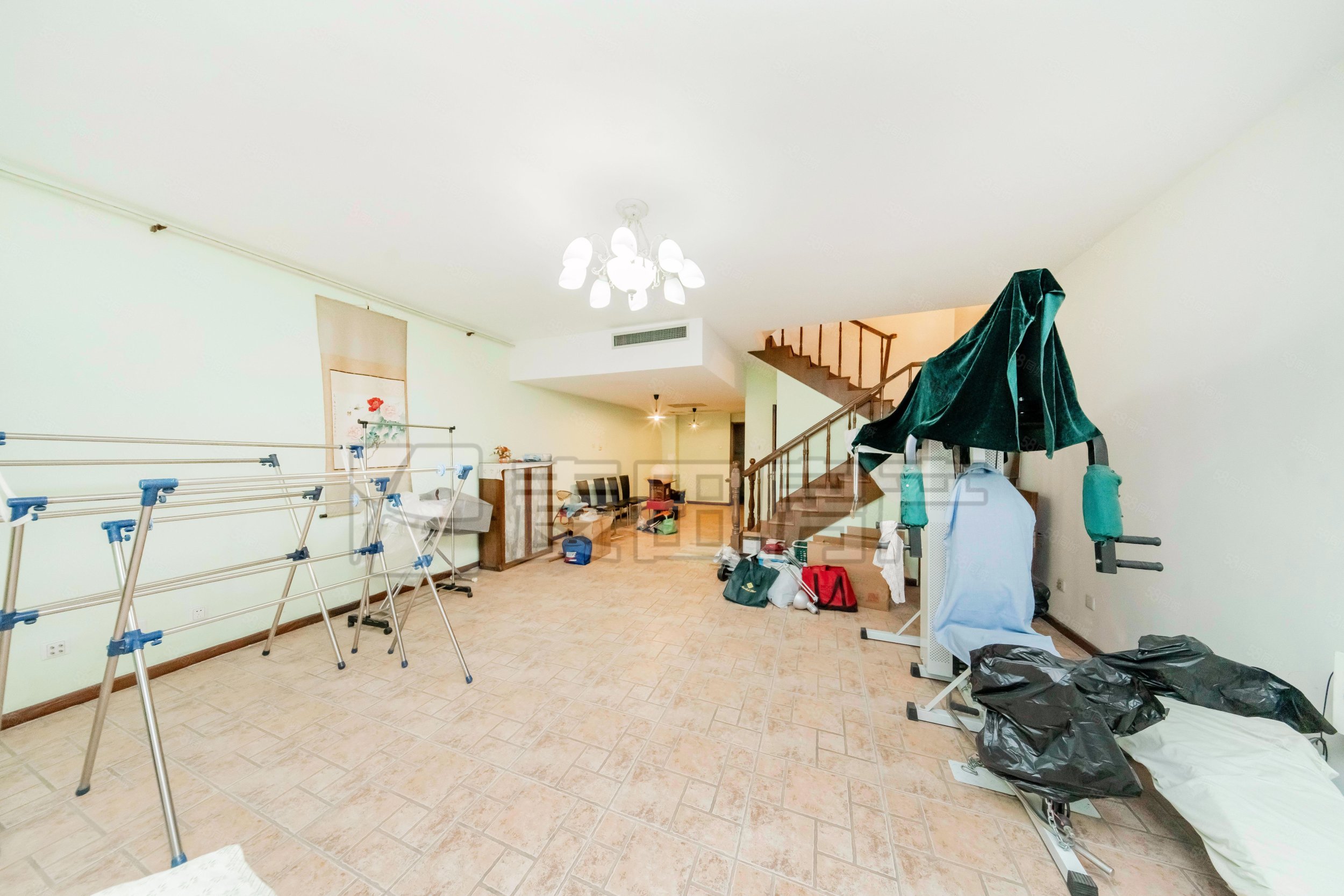 雪梨澳鄉(xiāng)(別墅)4室2廳3衛(wèi)185.04㎡南北1430萬